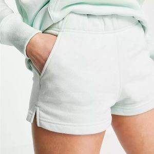 The North Face half dome jersey shorts